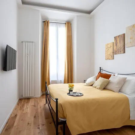 - Duomo Brera - Elegant In Design District Apartament Mediolan