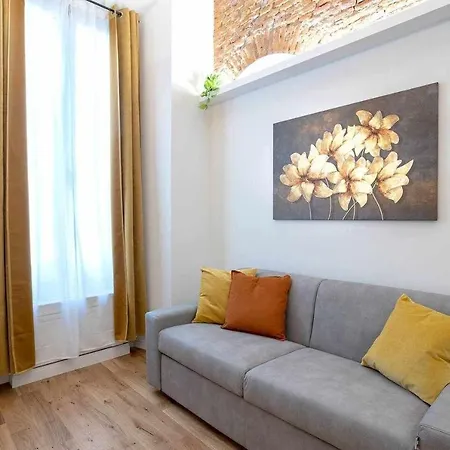 - Duomo Brera - Elegant In Design District Apartament Mediolan